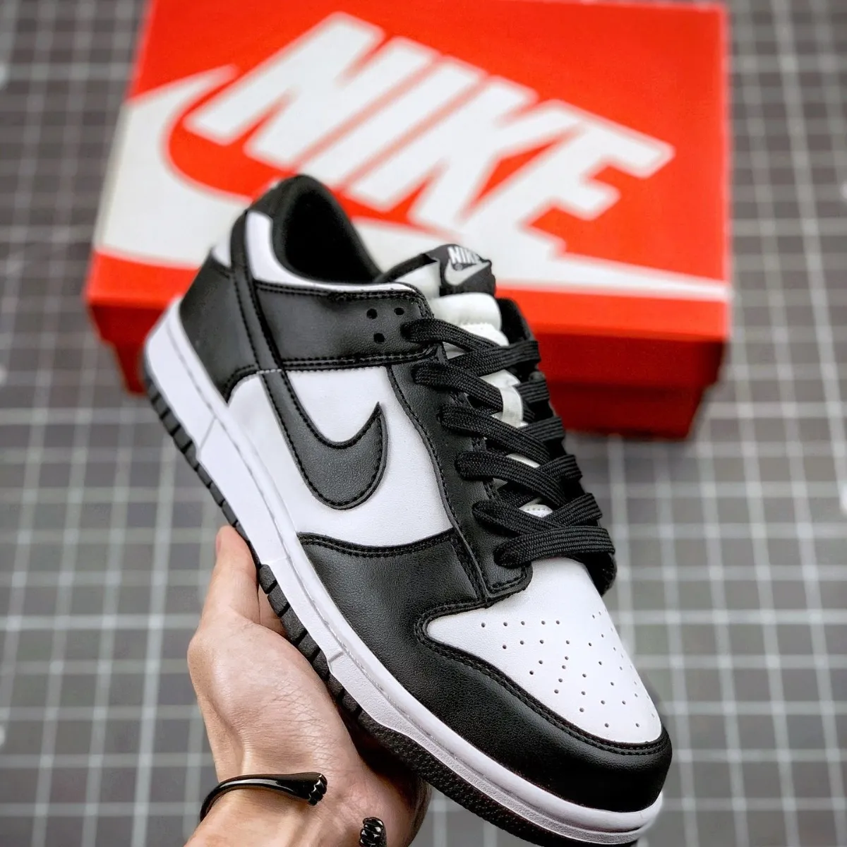 nike  Low dunk