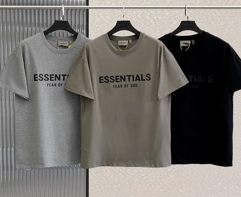 TRICOURI ESSENTIALS