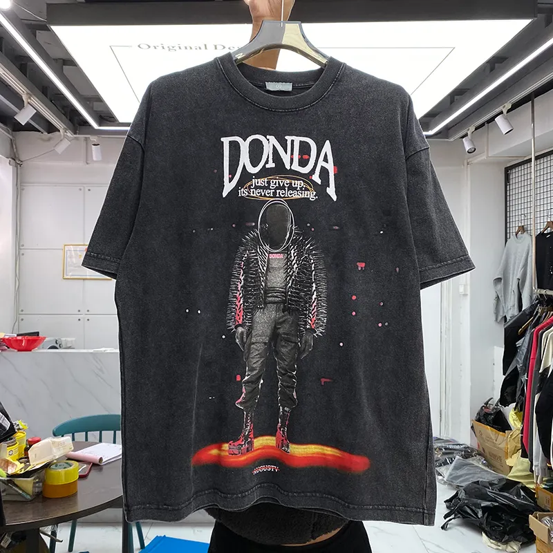 donda tee