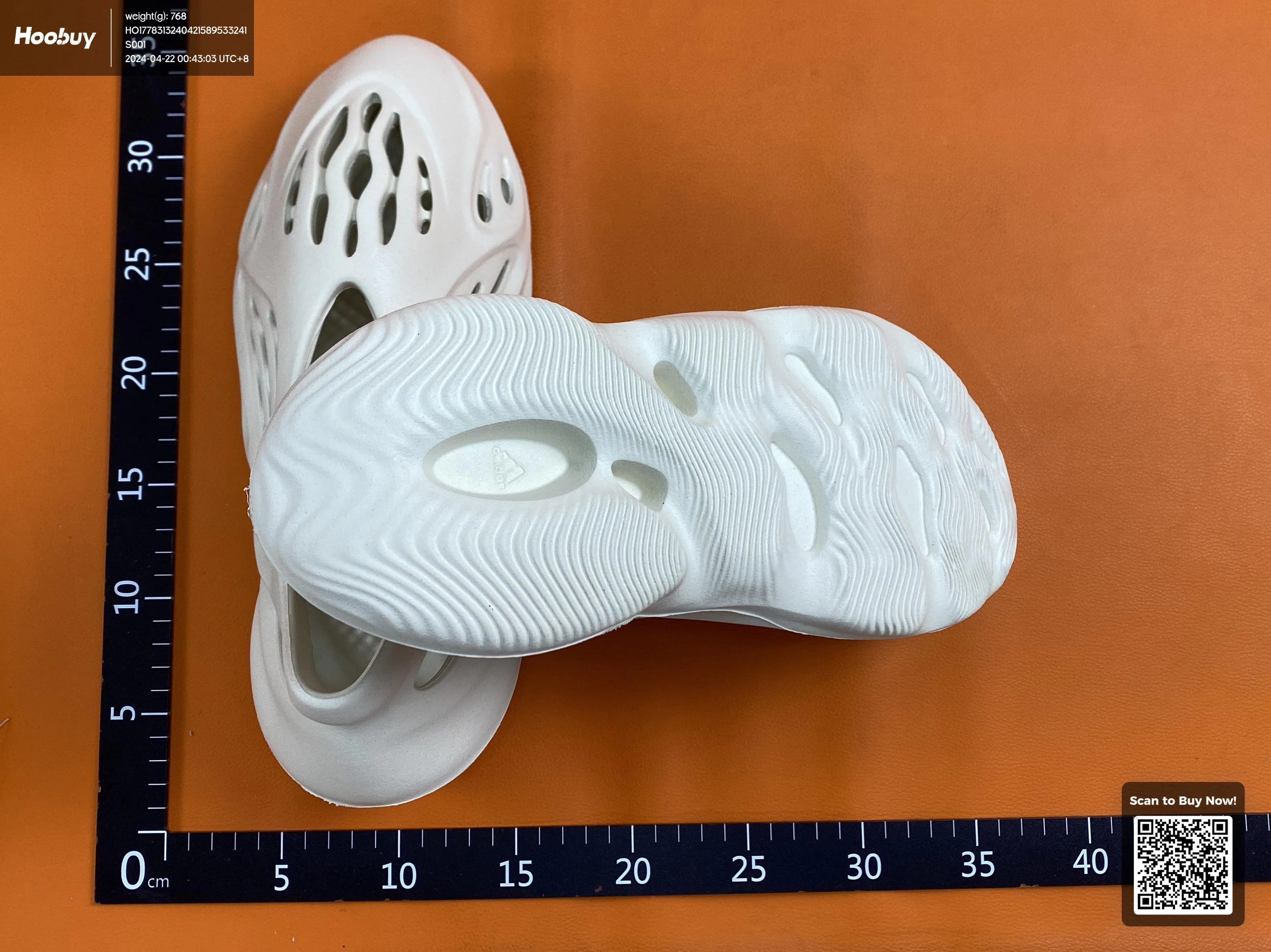 Yeezy Foam Runner [LW]
