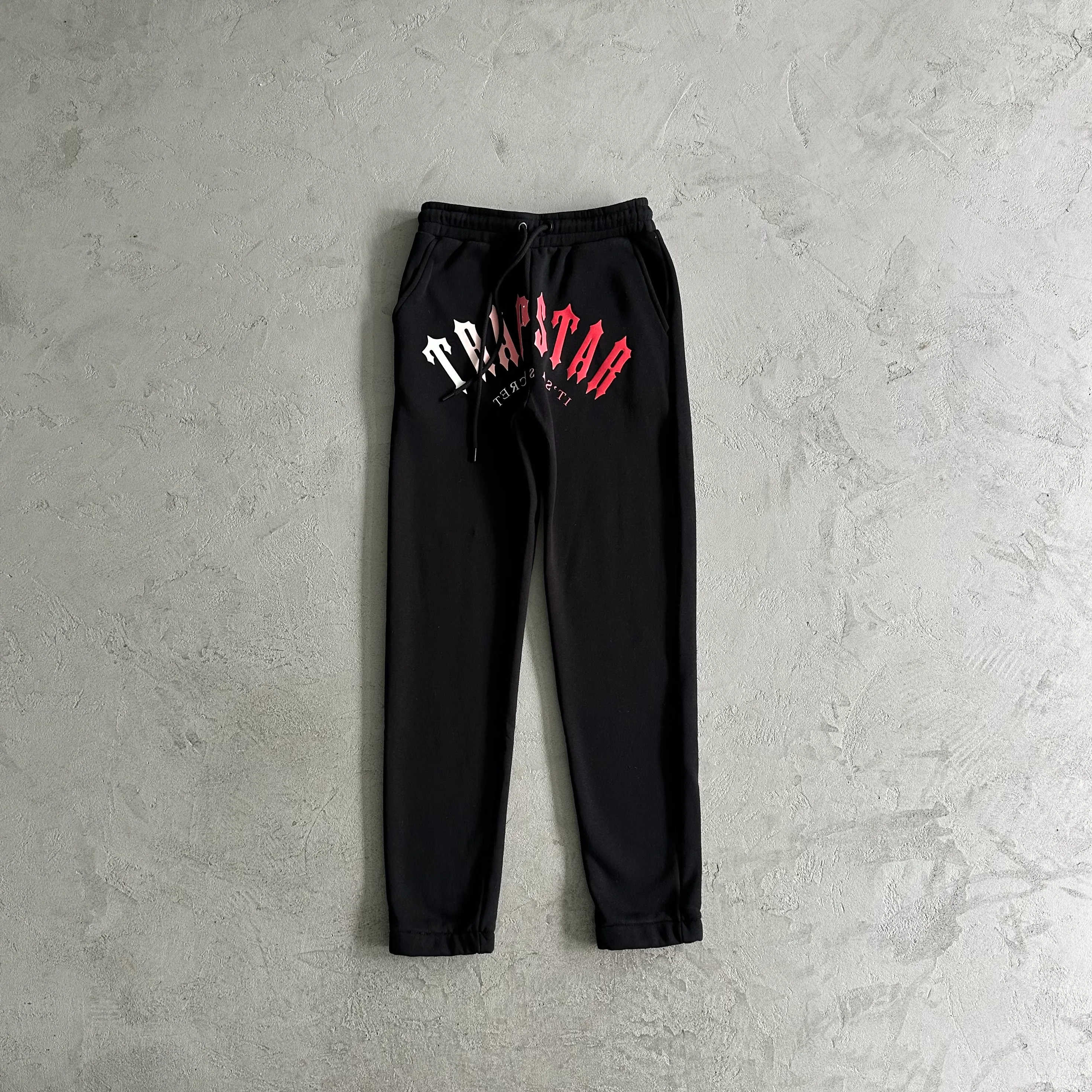 Trapstar tracksuit gradiant red