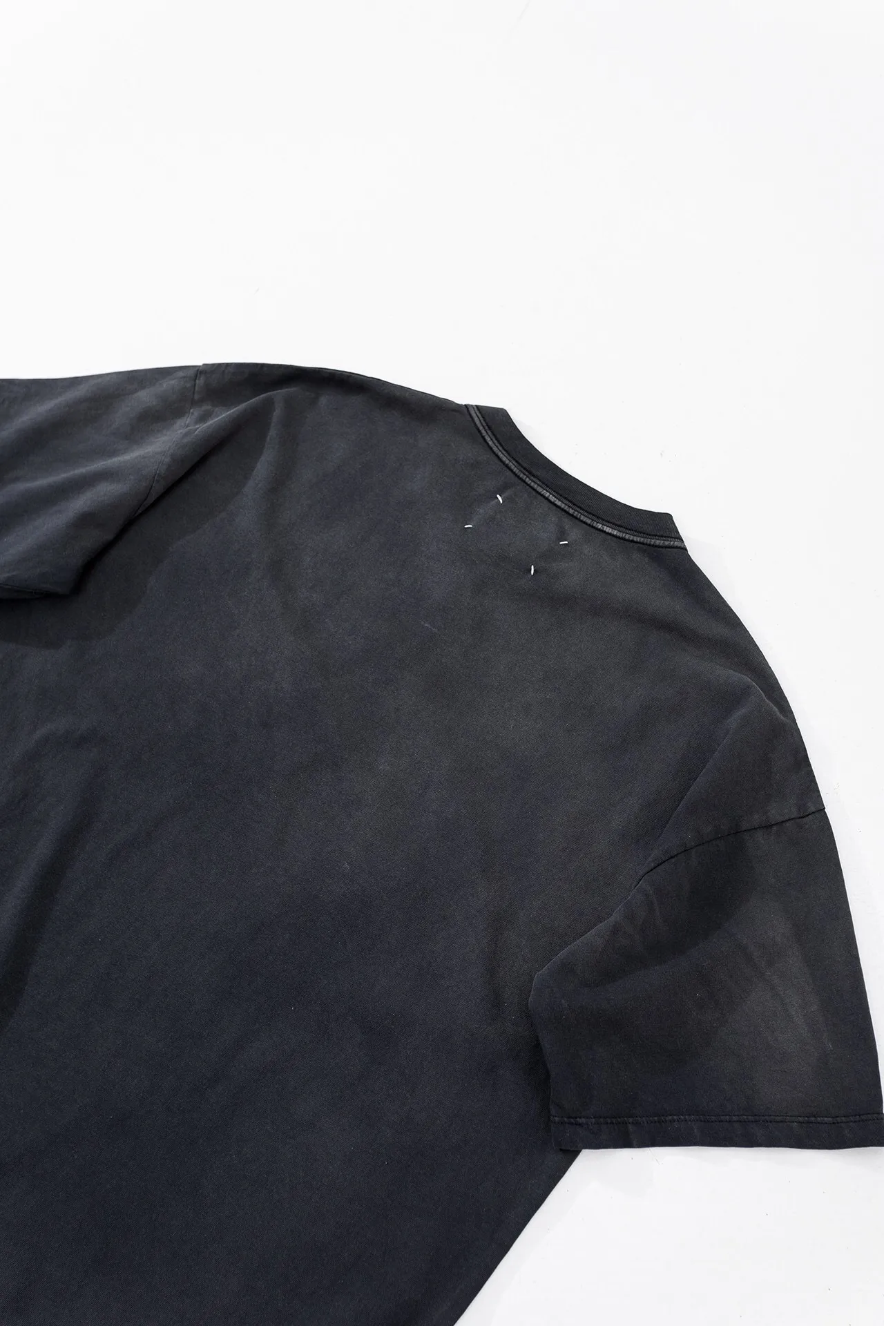 MAISON MARGIELA EMBROIDERED WASH T-SHIRT