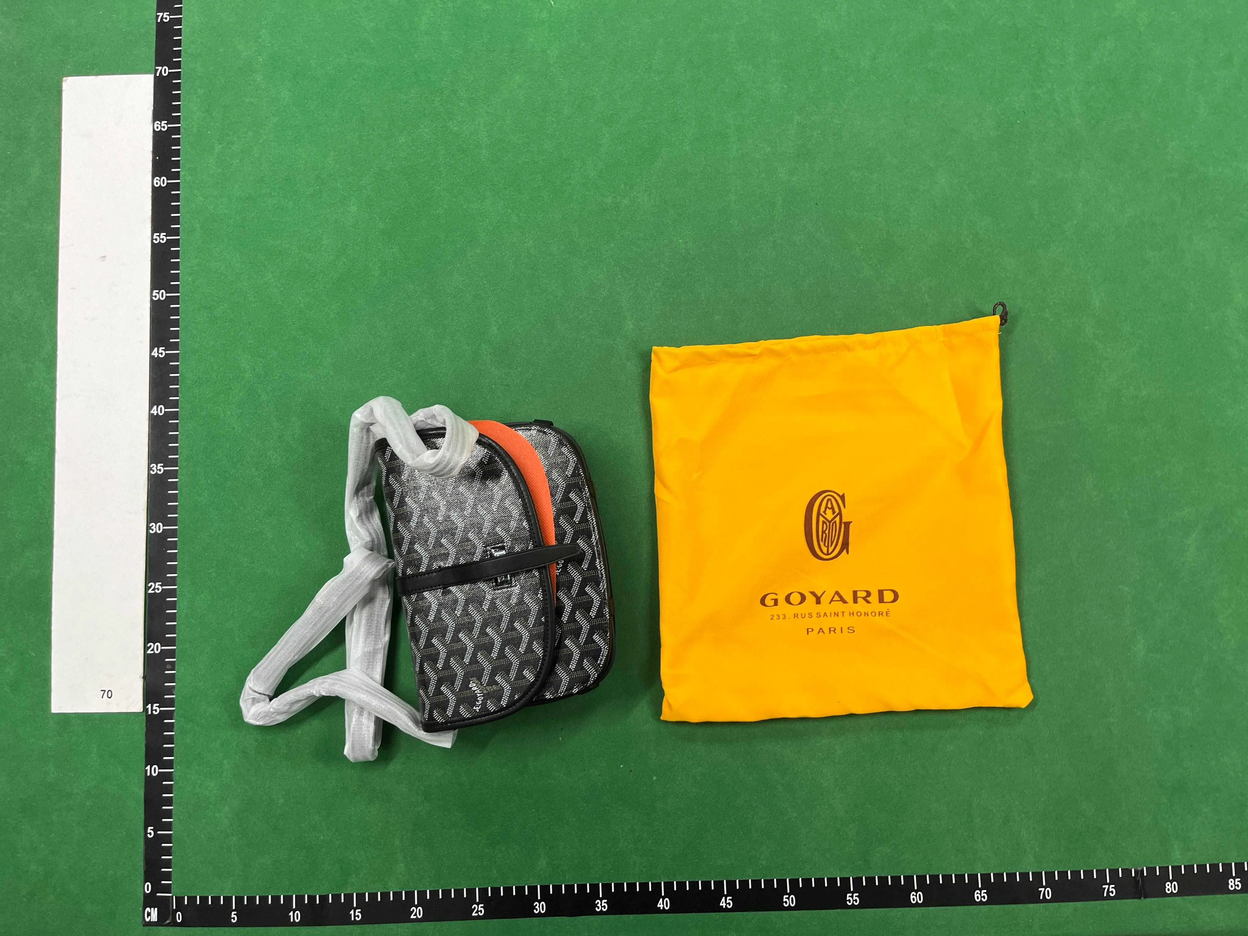 goyard messenger