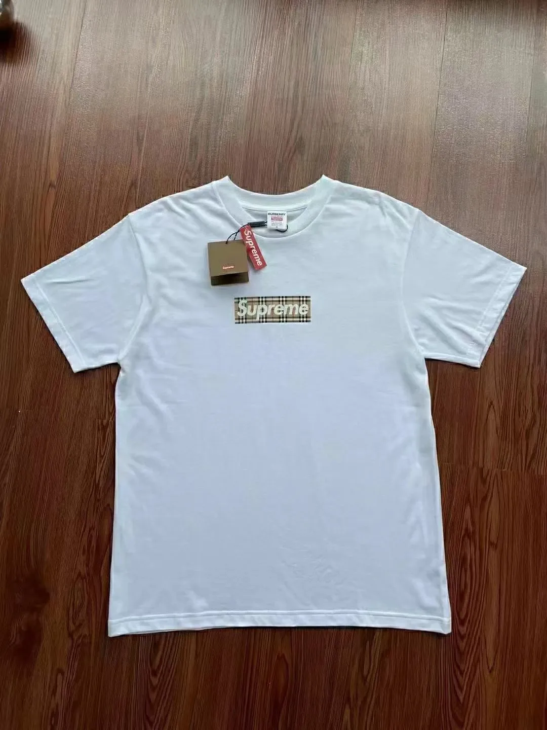 Burberry X SUPREME BOX LOGO