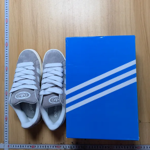 Adidas Campus