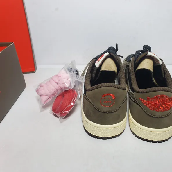 Travis Scott x Air Jordan 1 ​Low OG SP-T