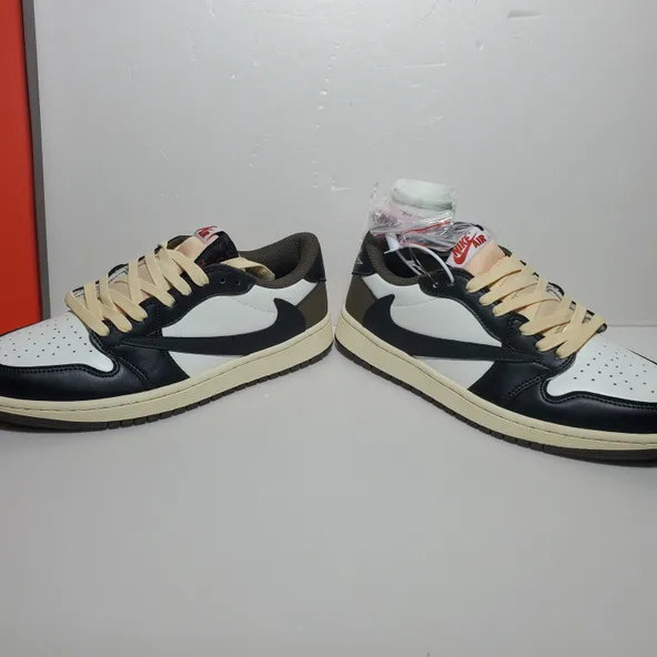 Travis Scott x Air Jordan 1 ​Low Dark Mocha