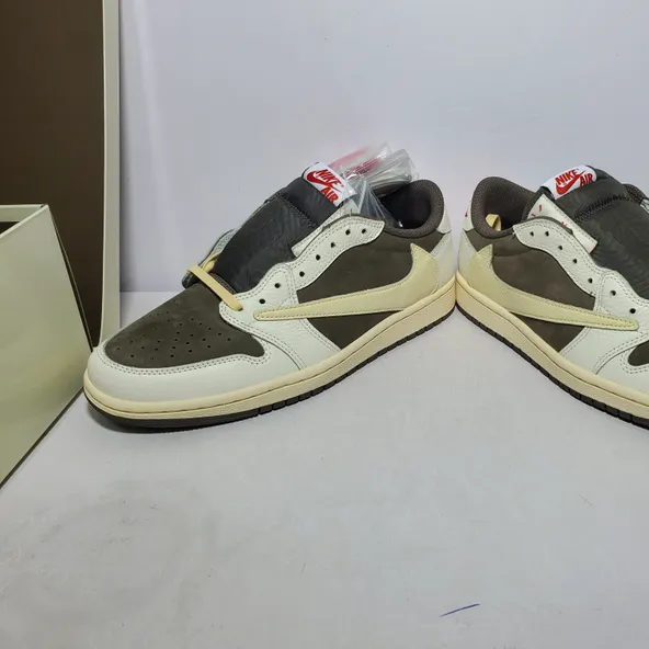 Travis Scott x Air Jordan 1  Low OG Reverse Mocha