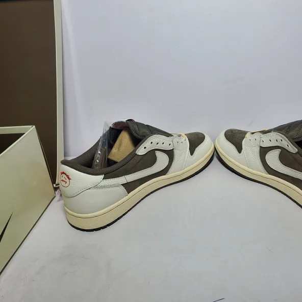 Travis Scott x Air Jordan 1  Low OG Reverse Mocha