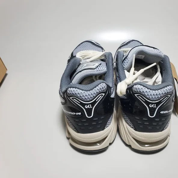 Asics Gel Kayano 14  Black Glacier Grey