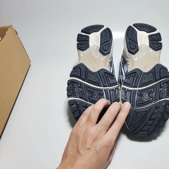 Asics Gel Kayano 14  Black Glacier Grey