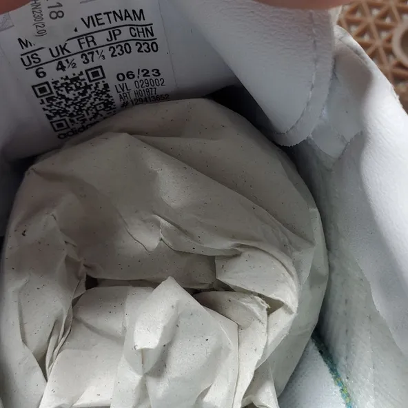 Originals Samba Vegan ​OG Rice White Black