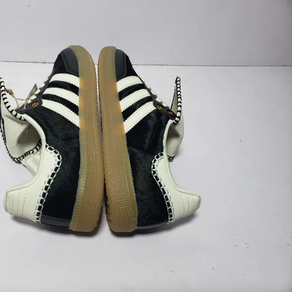 Originals Samba Vegan ​OG Black Horse Hair