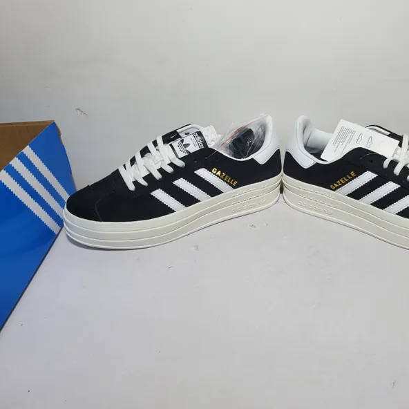 Adidas Wmns Gazelle  Bold Black White